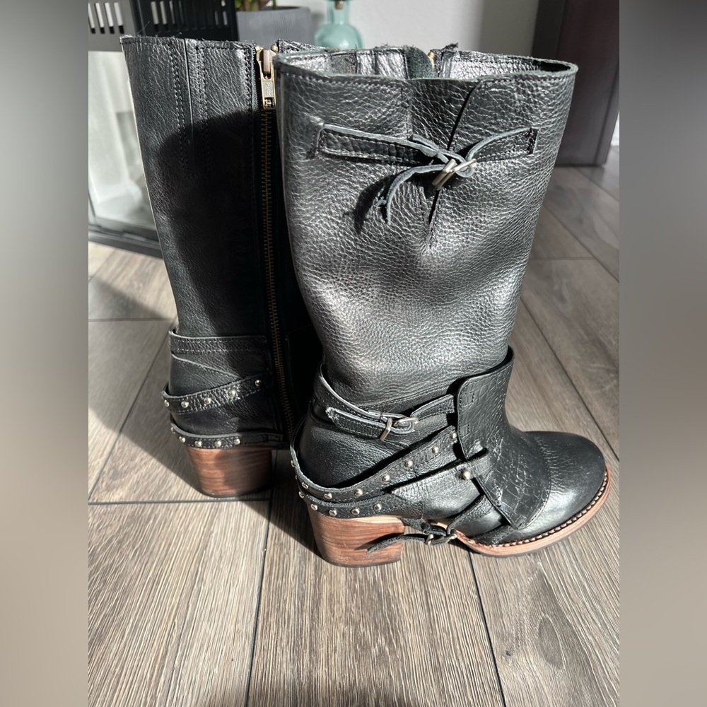 Freebird by Steven Clayton size 8